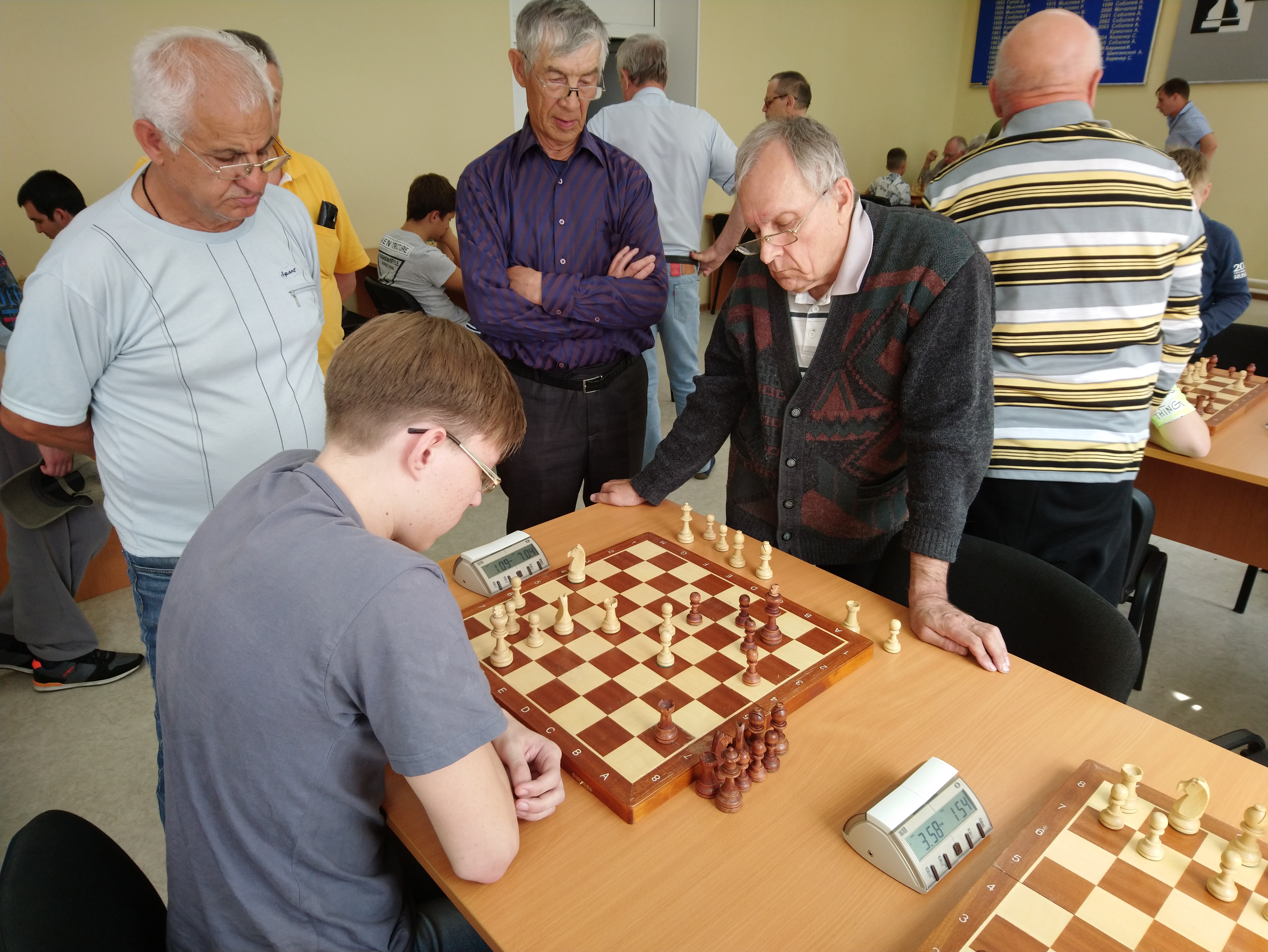 Открытые турниры по быстрым шахматам в честь Дня России