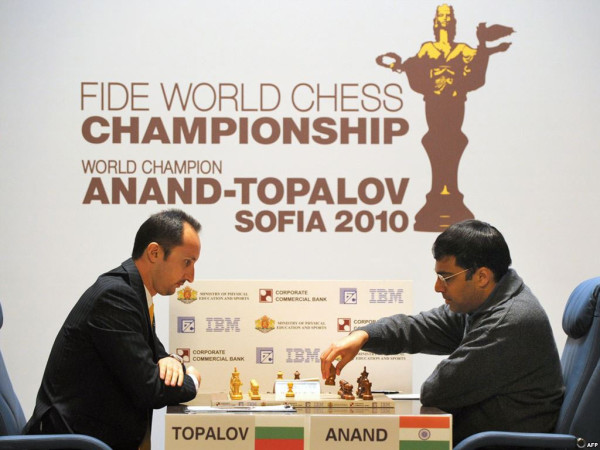Viswanathan-Anand-Topalov-600x450.jpg