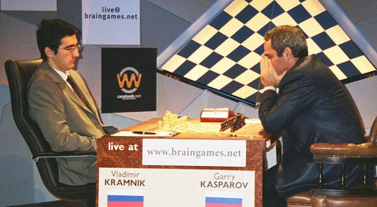 Kramnik-Kasparov-2000-god.jpg
