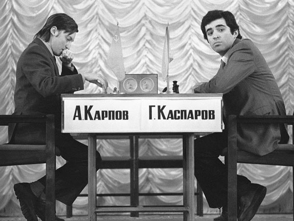 Karpov-Kasparov-1984-god.jpg